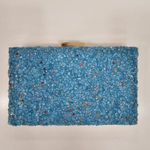 Cartera con piedras